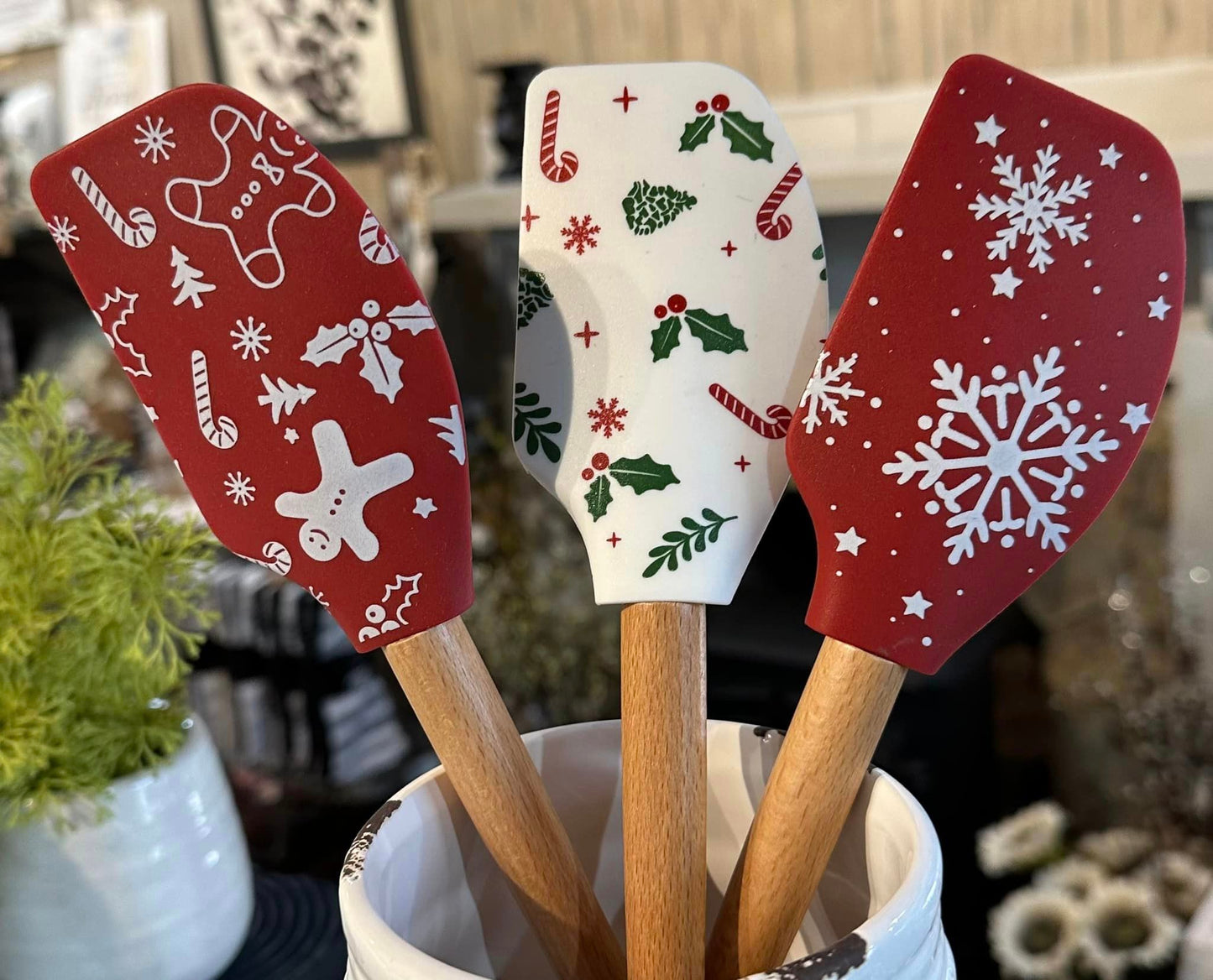HOLIDAY SPATULAS