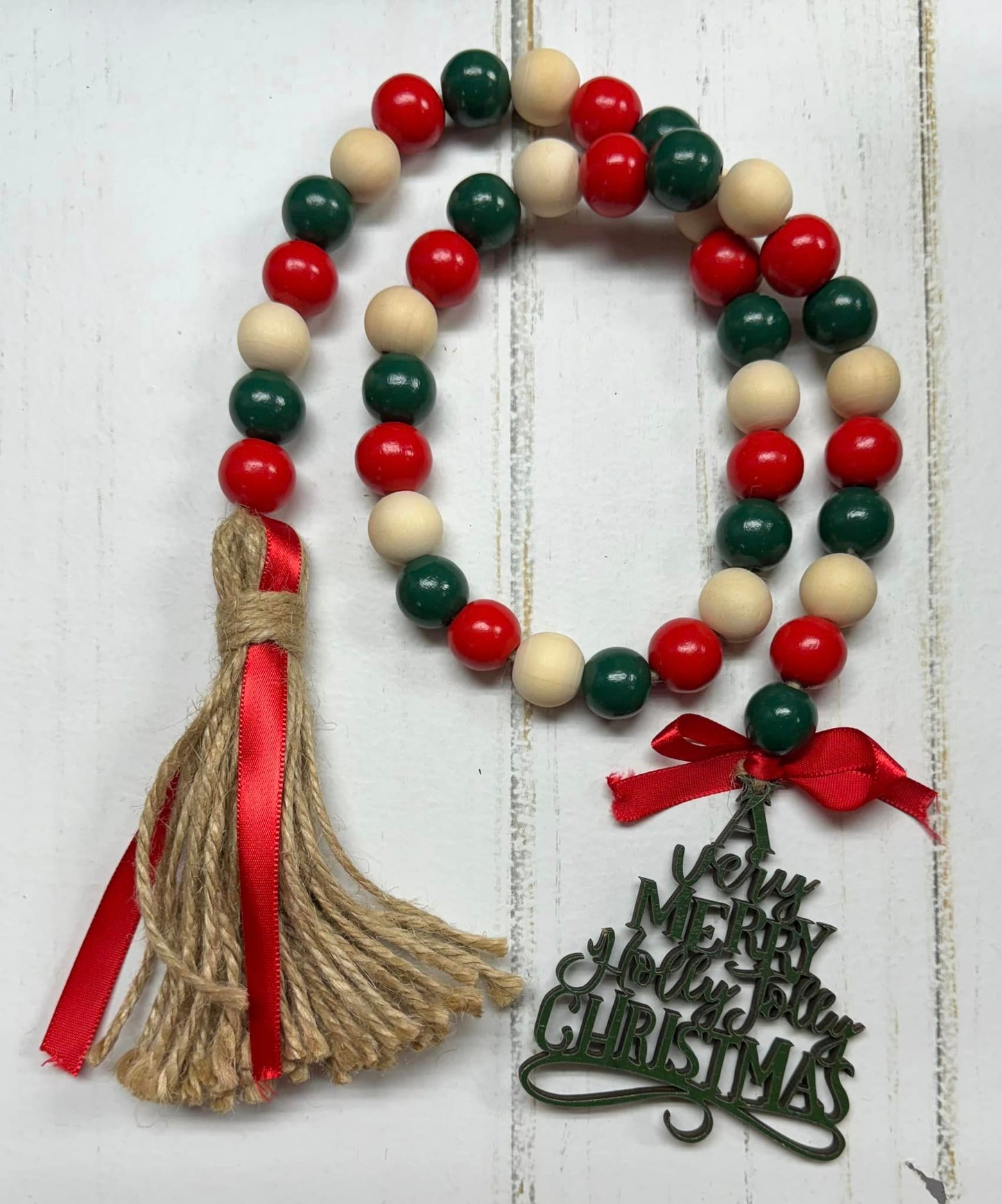 A Very Merry Christmas - Wood Bead Garland