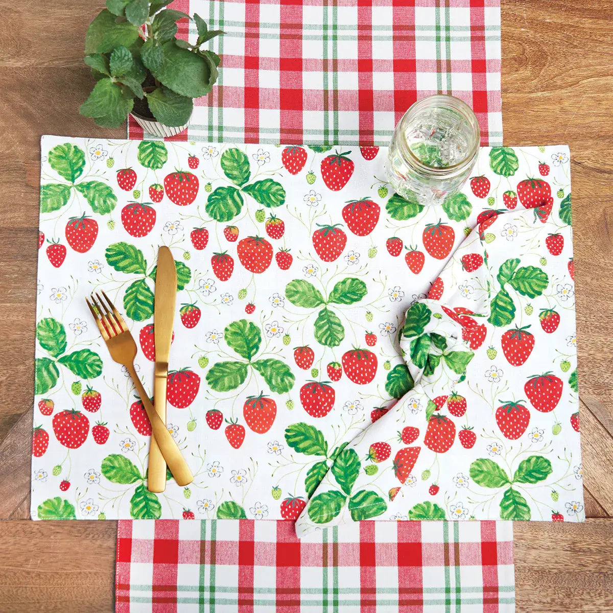 Strawberry Patch & Plaid Placemat