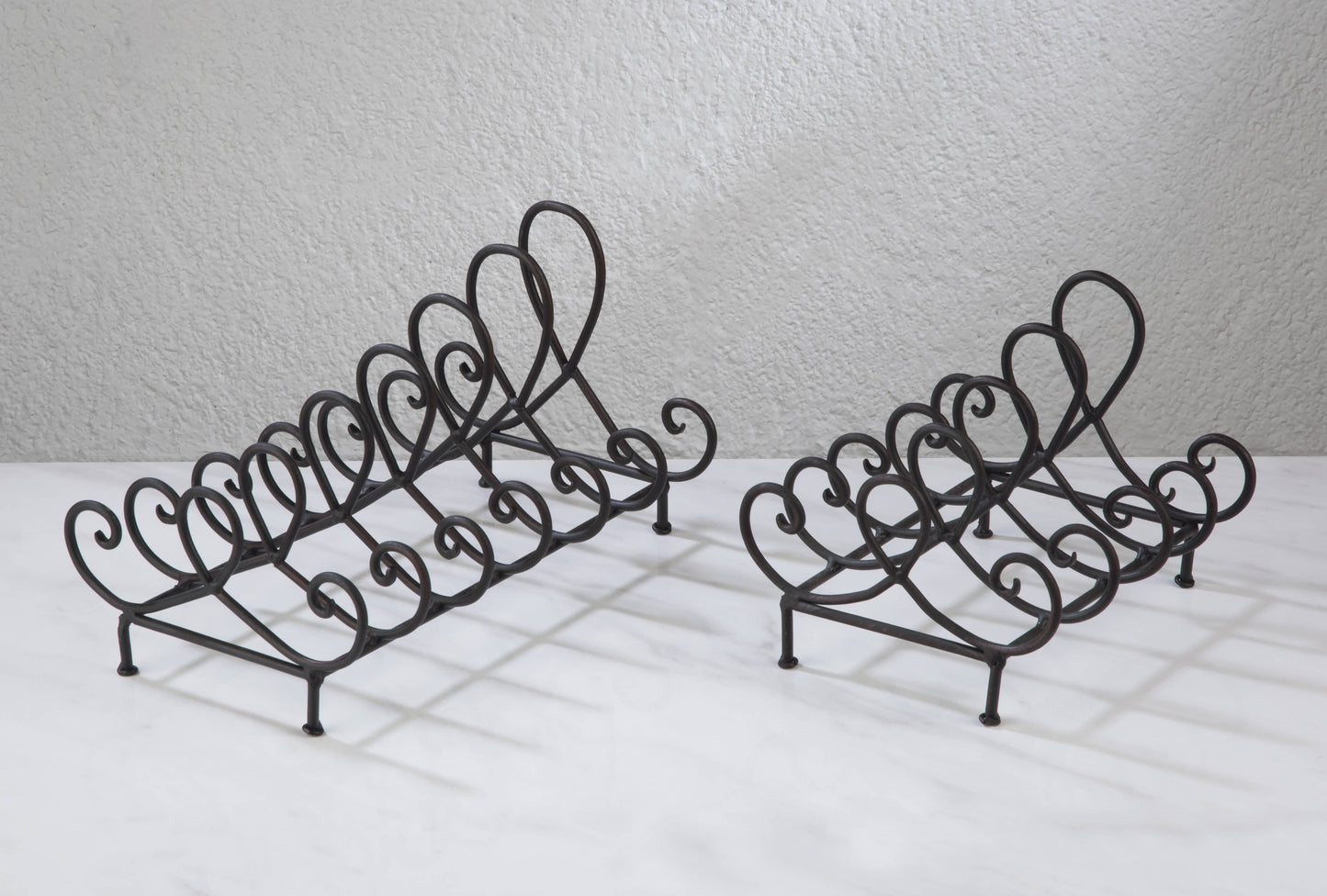 Baldwin Metal Plate Stand