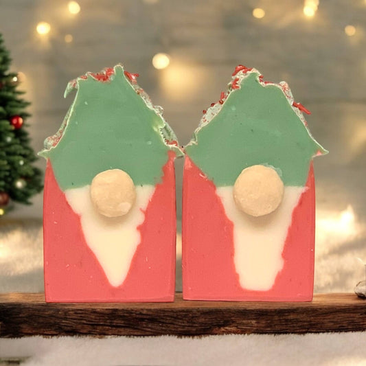 Woodland Gnome Holiday Soap – Cranberry, Cedar & Citrus
