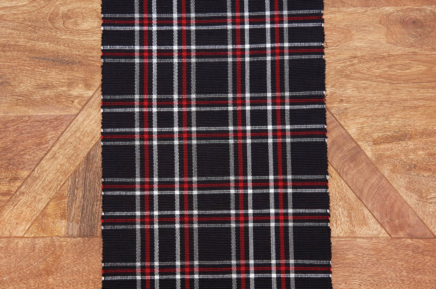 Christmas Poinsettia Plaid Table Runner