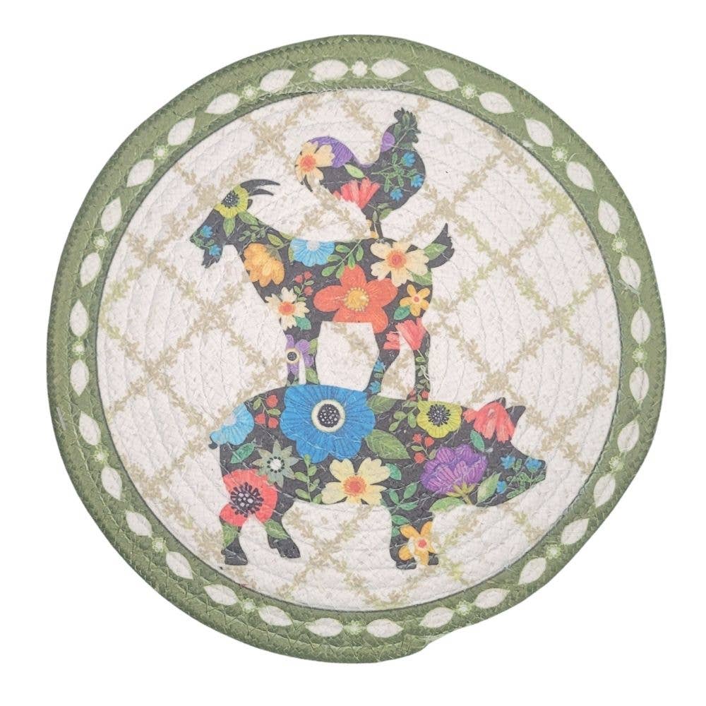 "Country Barn" - Braided Round Hot Pads
