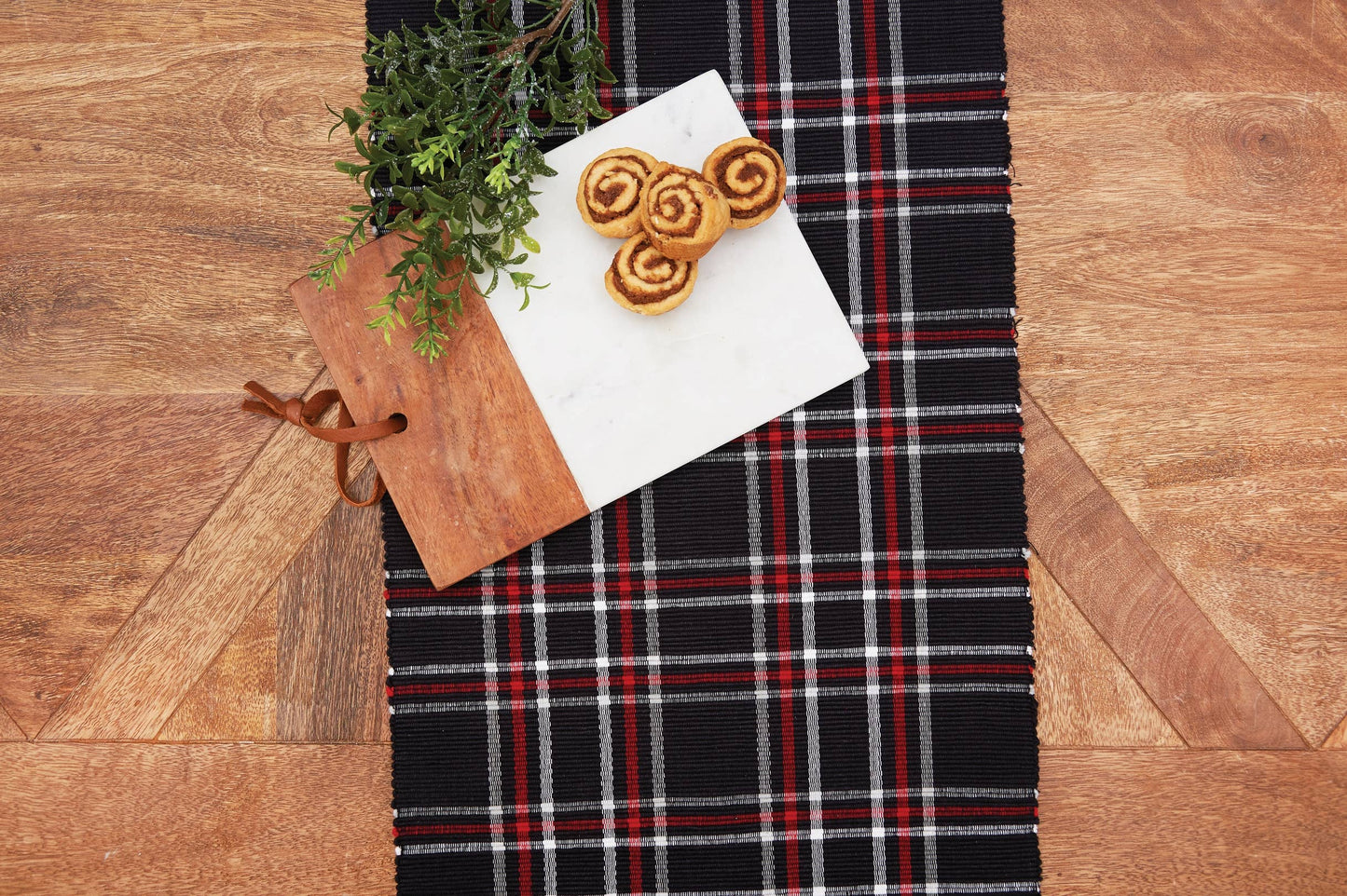 Christmas Poinsettia Plaid Table Runner