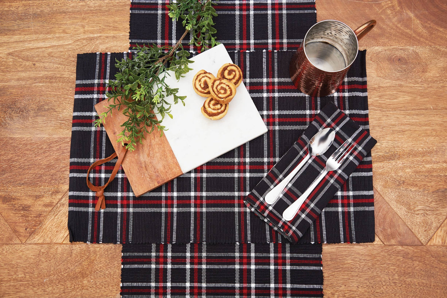 Christmas Poinsettia Plaid Table Runner
